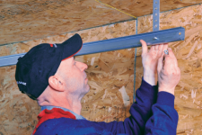 Don’t try that garage door repair yourself, call a specialist! Here are 5 good reasons why…